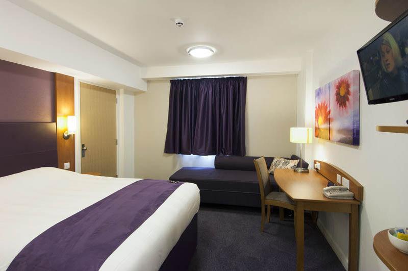 Premier Inn Stirling South Экстерьер фото